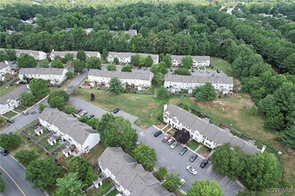 2926 Mary Beth Ln in Glen Allen, VA - Building Photo - Building Photo