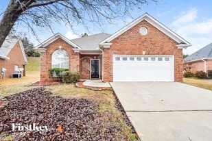 540 Enclave Cir in Fultondale, AL - Building Photo