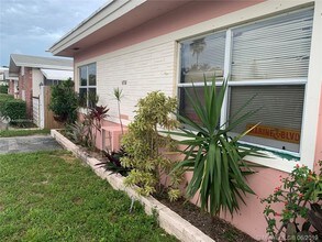 1838 McKinley St-Unit -2 in Hollywood, FL - Building Photo - Building Photo