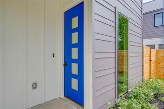 1310 Ruth Ave in Austin, TX - Building Photo - Building Photo