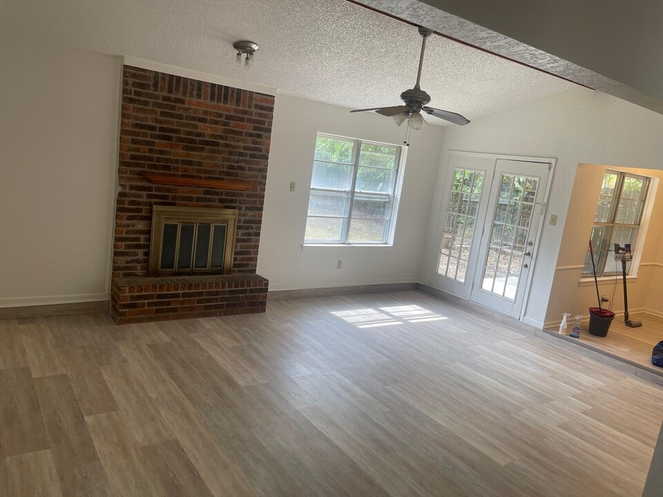 1702 Edgefield St in Killeen, TX - Building Photo
