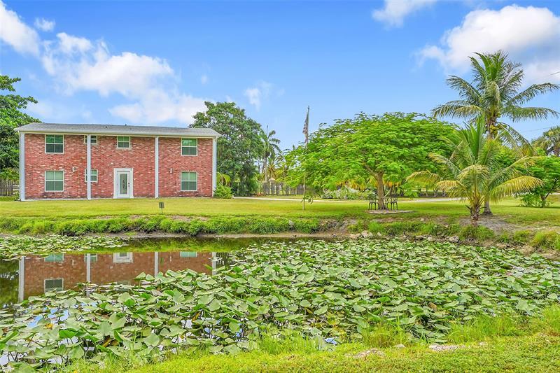 1201 NW 112th Ave in Plantation, FL - Building Photo
