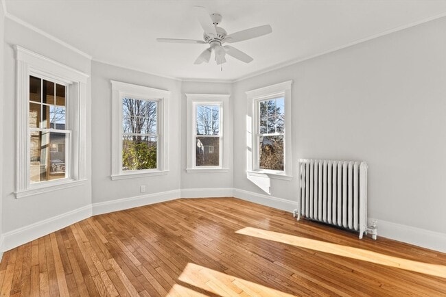 22 Lewis St in Newton, MA - Building Photo - Building Photo