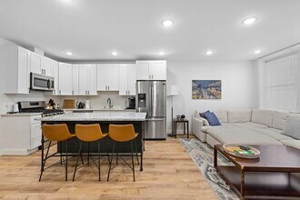 71 Beacon Ave in Jersey City, NJ - Building Photo - Building Photo