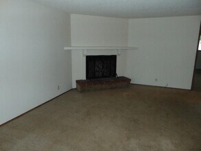 13709-13711 SE 20th Cir in Vancouver, WA - Building Photo - Building Photo