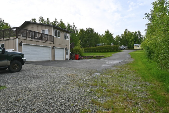 5450 E Alder Dr in Wasilla, AK - Building Photo - Building Photo