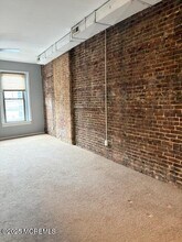 27 W Front St in Red Bank, NJ - Building Photo - Building Photo