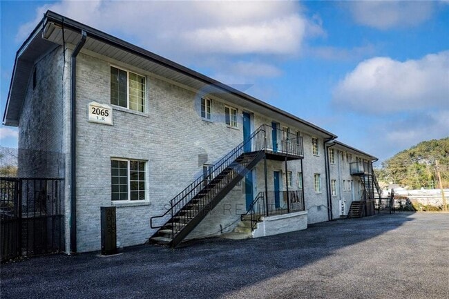 property at 2065 Alison Ct SW