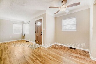 4670 S Washington St in Englewood, CO - Building Photo - Building Photo