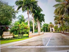 4932 SW 140th Ter in Miramar, FL - Foto de edificio - Building Photo