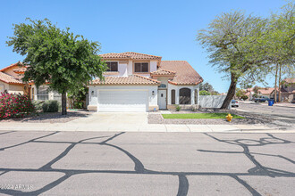 12722 W Monte Vista Rd in Avondale, AZ - Foto de edificio - Building Photo