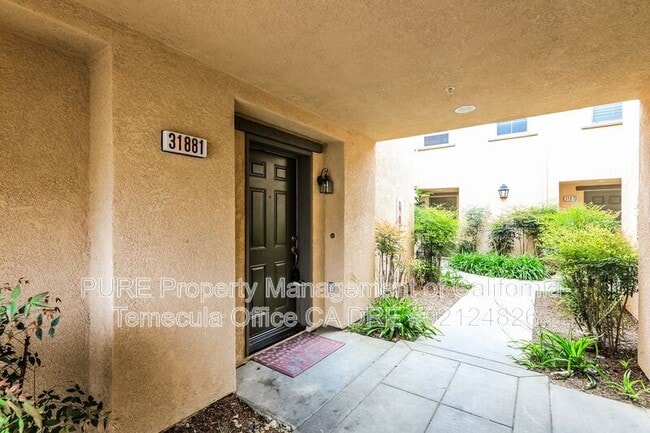 31881 Delfina Way in Winchester, CA - Building Photo - Building Photo
