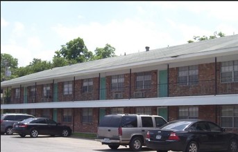 Myranda's Place Apartments in Pine Bluff, AR - Foto de edificio - Building Photo