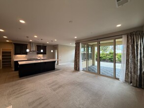 13592 Bolero Wy in San Diego, CA - Building Photo - Building Photo