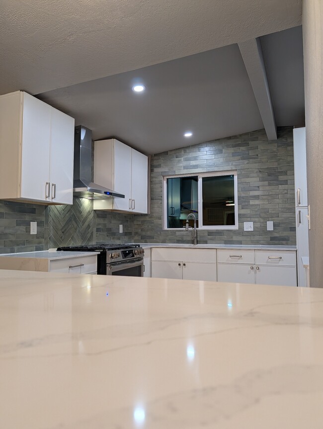 property at 2260 N Monte Carlo Pl