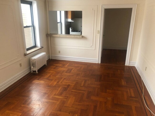 124 Parrott Pl in Brooklyn, NY - Building Photo - Building Photo