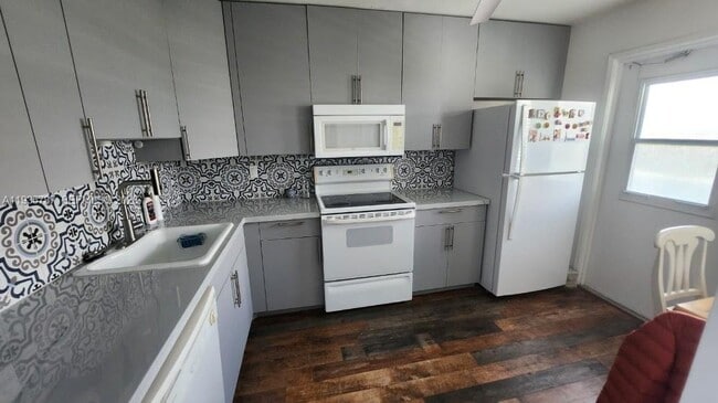 property at 700 NE 14th Ave