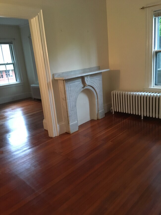 37 Maple St Rentals in Milton, MA