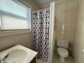 12 Pine Ln in Old Orchard Beach, ME - Building Photo - Building Photo