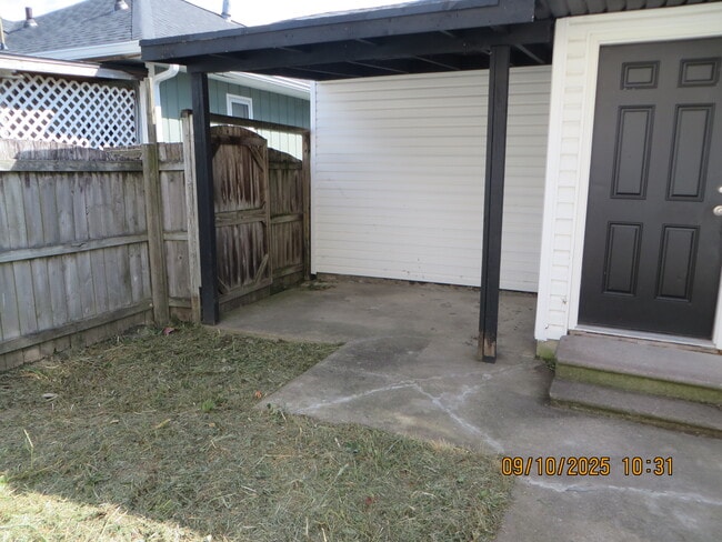 2119 Noble St in Anderson, IN - Building Photo - Building Photo
