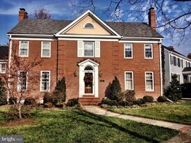 1317 19th Rd S in Arlington, VA - Building Photo