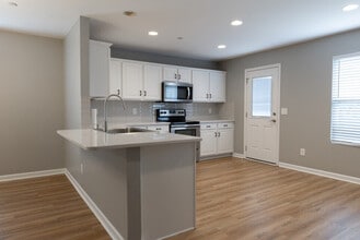 644 Pemberton Dr in Lebanon, TN - Building Photo - Building Photo
