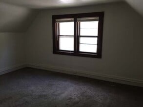 2112 Liberty St in Erie, PA - Building Photo - Building Photo