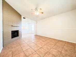 1301 Pitcairn Dr in Pflugerville, TX - Building Photo - Building Photo