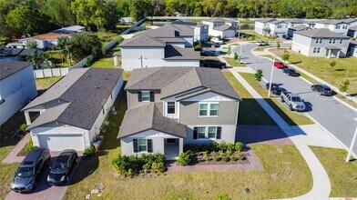 5251 Meredrew Ln in St. Cloud, FL - Building Photo - Building Photo