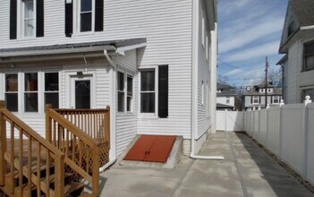 211-213 Montgomery Ave in West Pittston, PA - Building Photo - Building Photo