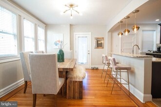 2215 N Harrison St in Wilmington, DE - Building Photo - Building Photo