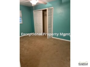 4506 Skyline Blvd in Cape Coral, FL - Foto de edificio - Building Photo