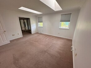 153 Shaw Farm Rd in Canton, MA - Building Photo - Building Photo