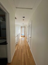 653 Marine St, Unit 1 in Santa Monica, CA - Building Photo - Building Photo