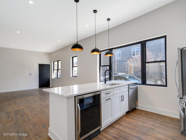 846 N Ashland Ave in Chicago, IL - Building Photo - Building Photo