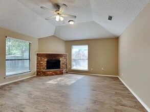 821 Bentle Ct in Cedar Hill, TX - Building Photo - Building Photo