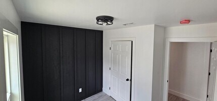 1513 N Springfield St in Berryville, AR - Building Photo - Building Photo