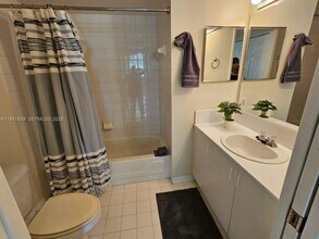 111 Yacht Club Way in Hypoluxo, FL - Building Photo - Building Photo