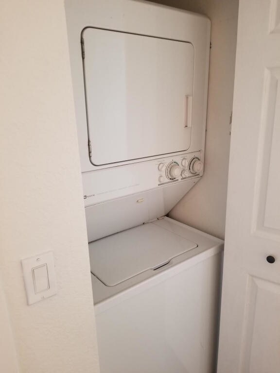 1110 Green Pine Blvd-Unit -E3 in West Palm Beach, FL - Building Photo - Building Photo