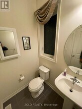 17 Kempsford Cres in Brampton, ON - Building Photo - Building Photo