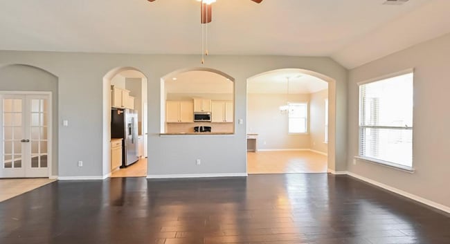 54114 Roundtable Dr in Tomball, TX - Building Photo - Building Photo