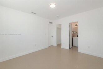 1013 SW 7th St in Miami, FL - Building Photo - Building Photo