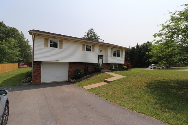 property at 937 Ragle St