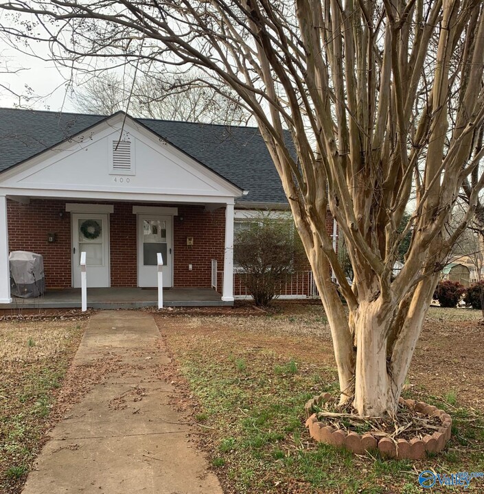 400 Hoffman St-Unit -A in Athens, AL - Building Photo