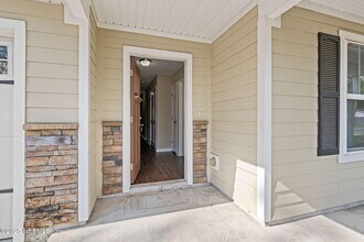 8037 Stuart Ave in Jacksonville, FL - Building Photo - Building Photo