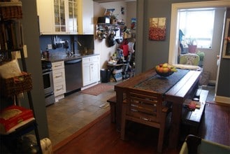 209 Douglas St NE in Washington, DC - Building Photo - Building Photo
