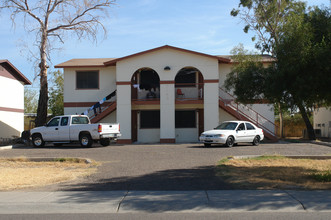 7143 N 66th Ave in Glendale, AZ - Building Photo - Building Photo