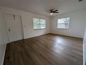342 21st Ave S in St. Petersburg, FL - Building Photo - Building Photo