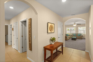 5025 NE 15th Pl, Unit 1 in Ocala, FL - Building Photo