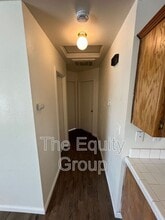 482 W Morton Ave in Porterville, CA - Foto de edificio - Building Photo